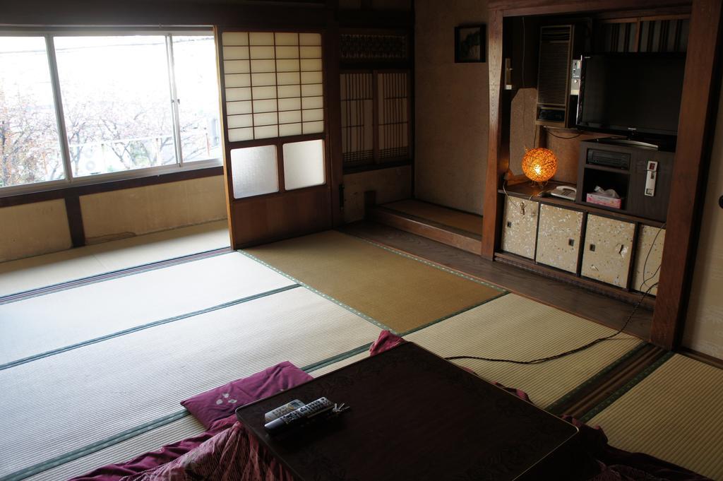 Miyoshiya Ryokan Tanabe Exteriör bild