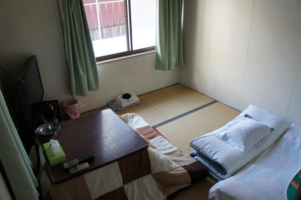 Miyoshiya Ryokan Tanabe Rum bild